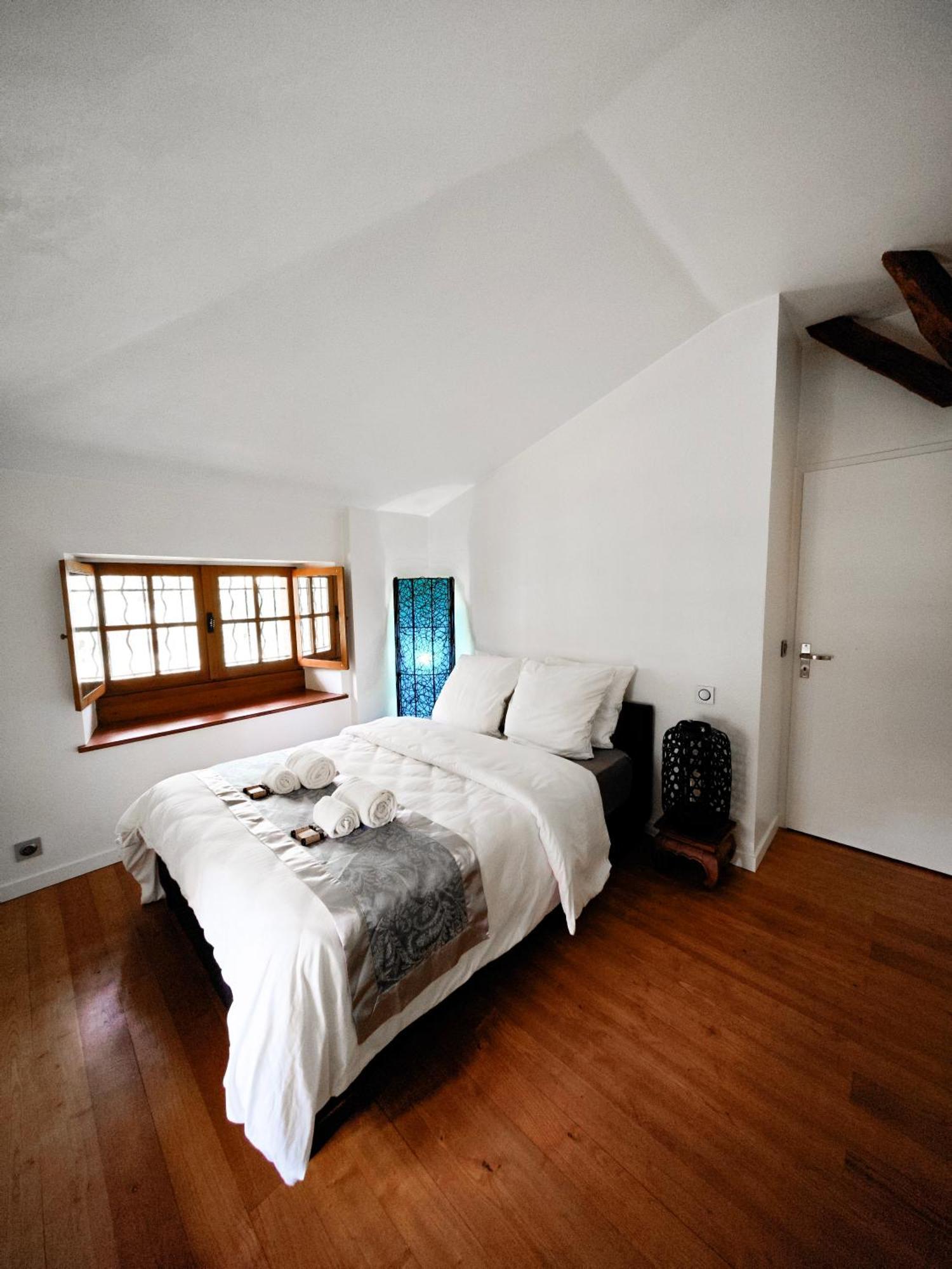 Villa Tagibao Avec Piscine Chauffee Et Spa Lesterps Eksteriør billede